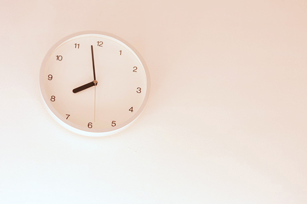 壁掛け時計の画像